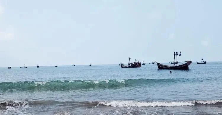 আরাকান আর্মির শাহপরীর দ্বীপ সংলগ্ন এলাকায় জেলেদের অপহরণ