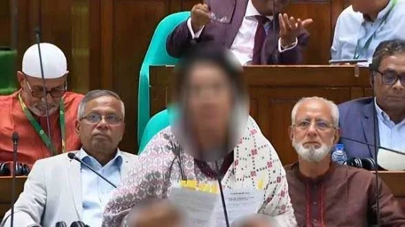 বেসামরিক বিমান পরিবহন ও পর্যটন মন্ত্রী আফরোজা খানম