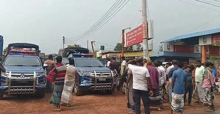 চাঁপাইনবাবগঞ্জ পেট্রলপাম্প