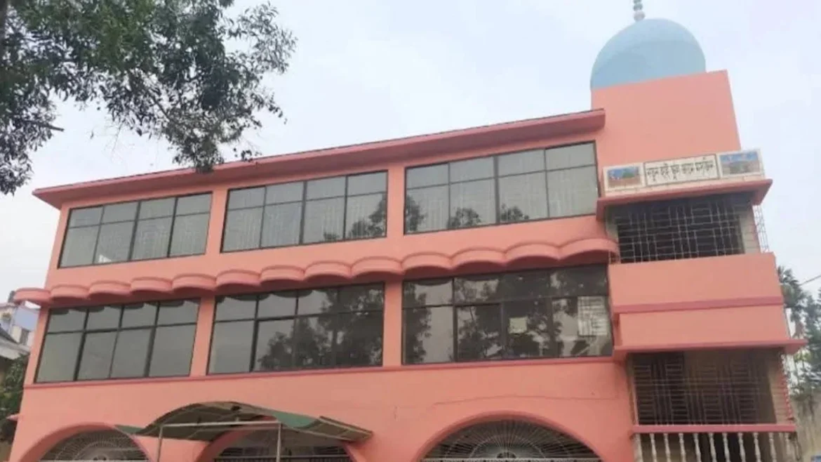 জামালপুর শহরের নতুন হাইস্কুল জামে মসজিদ