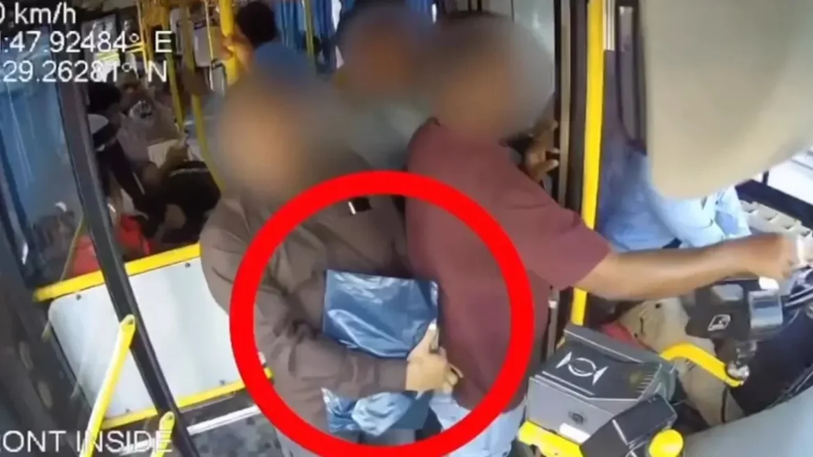 কুয়েতে ৩ বাংলাদেশি ডাকাত
