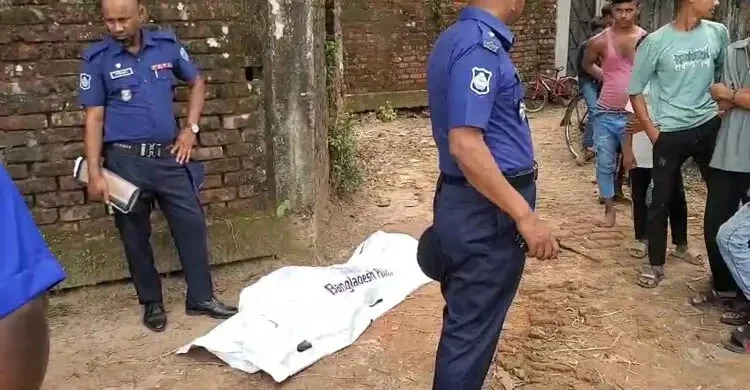 সীমান্তঘেঁষা ফুলগাজীতে অজ্ঞাত ব্যক্তির মরদেহ উদ্ধার