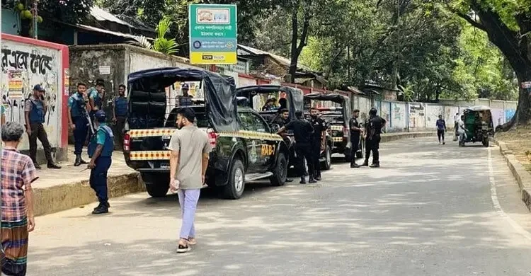 চট্টগ্রামের টাইগারপাসে গ্রাফিতি বিতর্কে উত্তেজনা