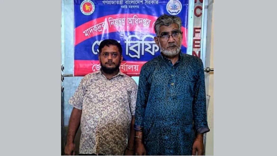 ফেনীতে ইয়াবাসহ জেলা তাঁতীদলের যুগ্ম আহ্বায়কসহ দুইজন গ্রেফতার