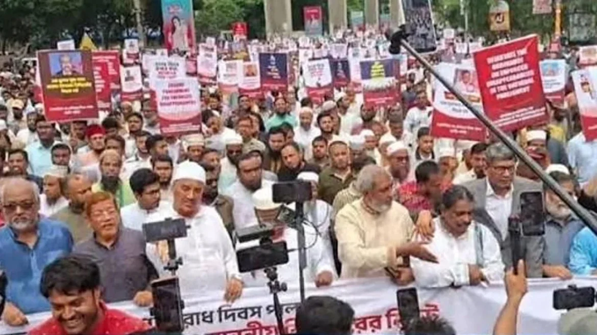 গুমের বিচার ও আইন চেয়ে সংসদমুখী ১১ দল