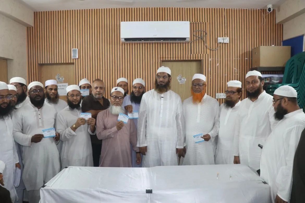 বাংলাদেশ খেলাফত মজলিসে বিভিন্ন দলের নেতাসহ বিশিষ্ট ব্যক্তিদের যোগদান