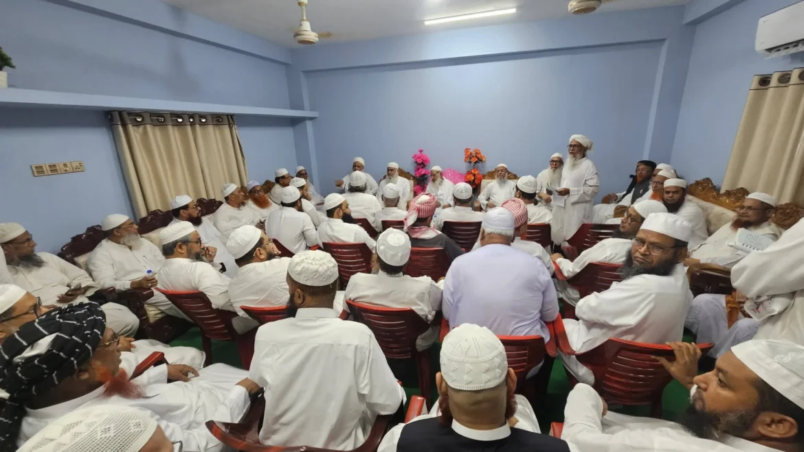 বাবুনগরে সাত ইসলামি দলের রাজনৈতিক ঐক্য নিয়ে বৈঠক