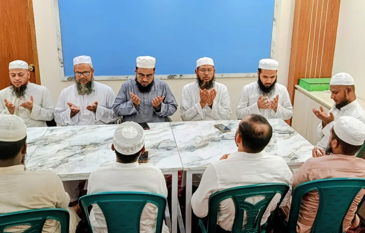 ওলানা মোশাররফ হোসেনের রুহের মাগফেরাতে বাংলাদেশ খেলাফত মজলিসের দোয়া মাহফিল