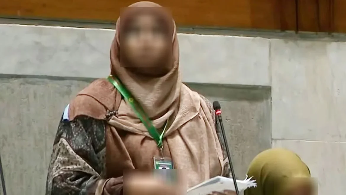 বিদেশে পালিয়ে থাকা বেনজীরের বিচার নিশ্চিতে সরকারের পদক্ষেপ জানতে চাইলেন শহীদ জাবিরের মা