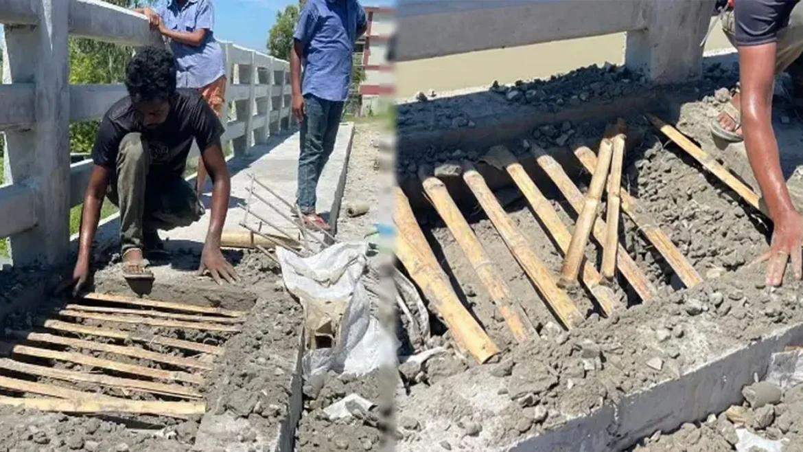 ১০ কোটি টাকার সেতুতে রডের জায়গায় বাঁশ